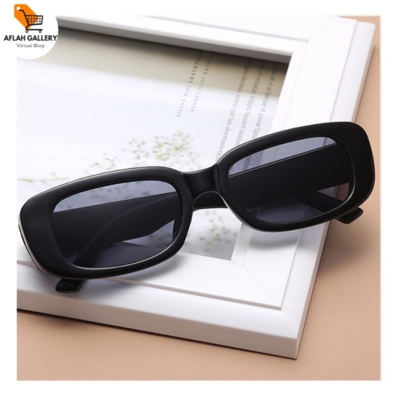 Kcamata Hitam Retro small square viral trending glasses termurah