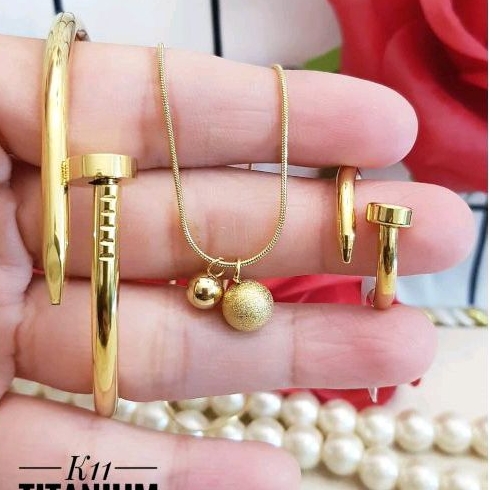 Titanium Set Perhiasan Wanita Anti Karat Lv118b