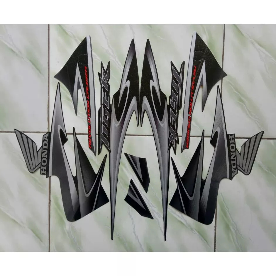 stiker striping honda tiger revo 2013 2014 hitam silver lis body original