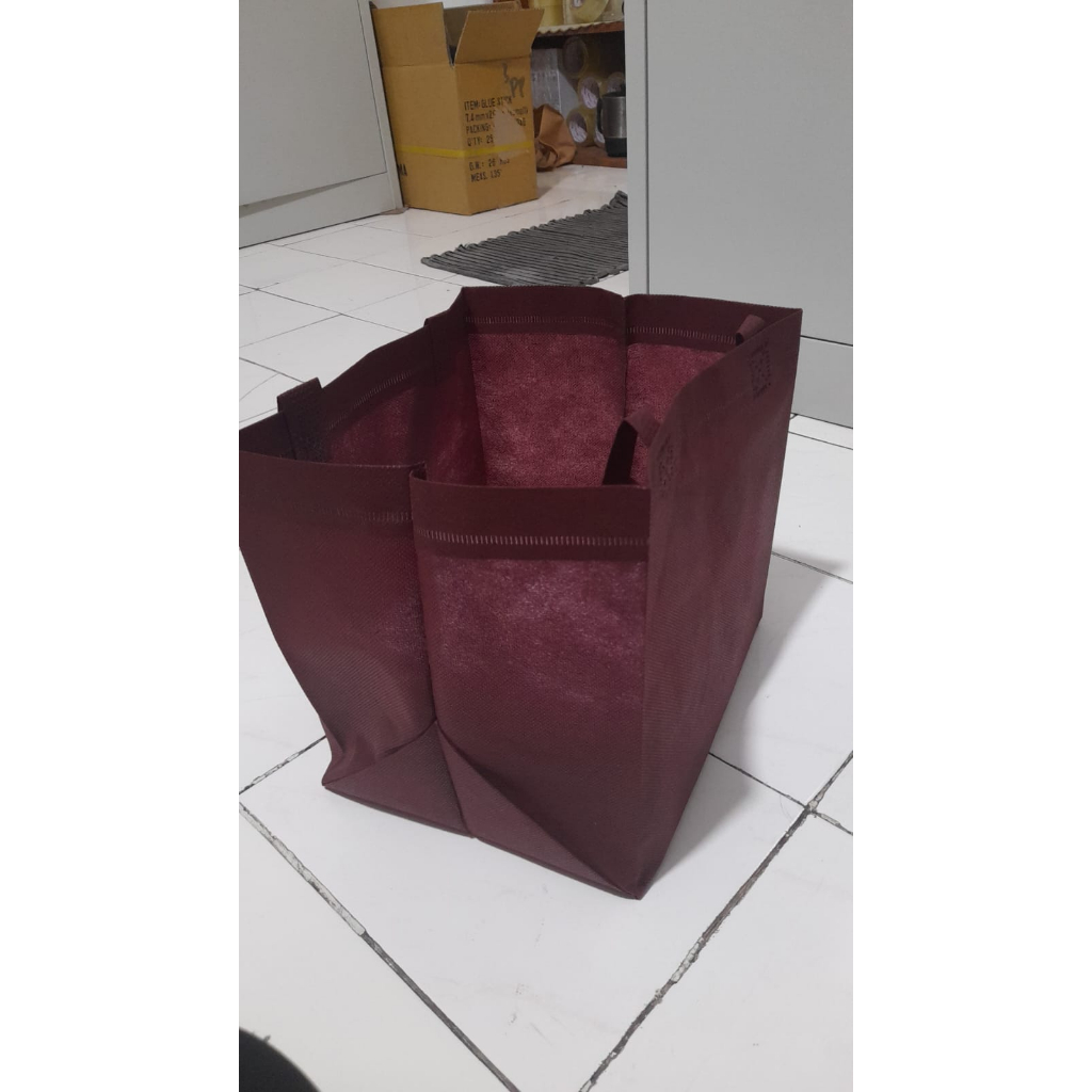 

Tas Spunbond/ Goodie Bag/ Tas Nasi, Tas Box, Tas Kue