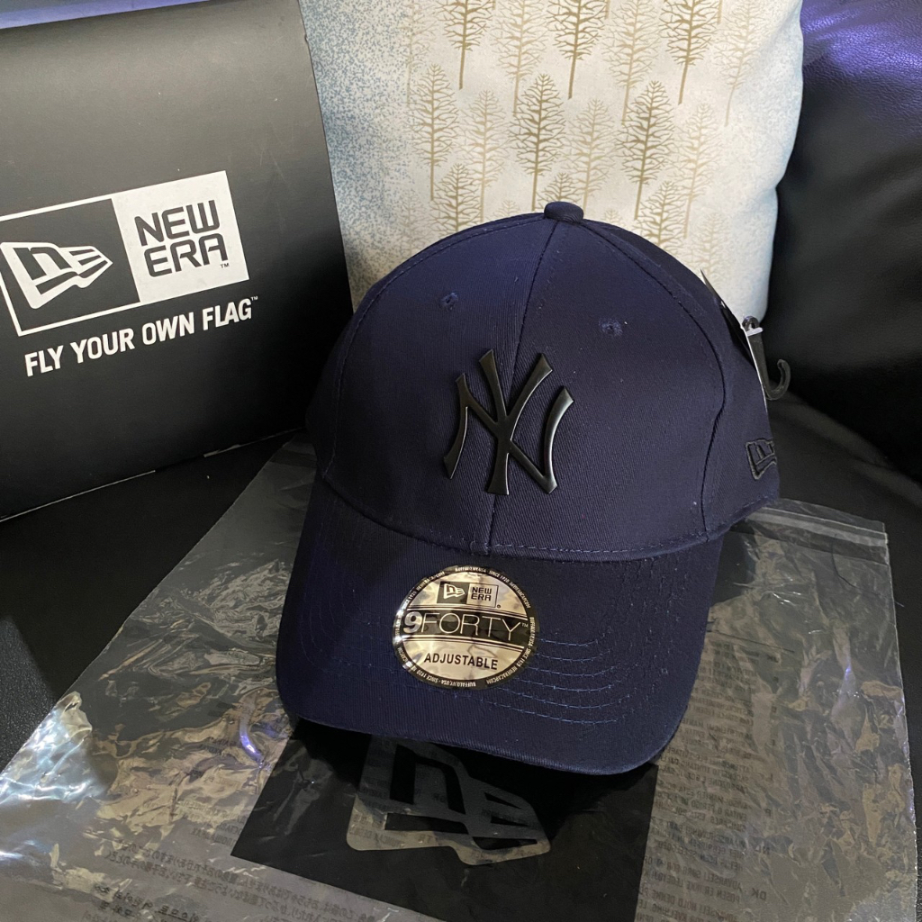 TOPI BASEBALL MLB NY METAL PLAT BLACK LOGO ORIGINAL NAVY CAPS