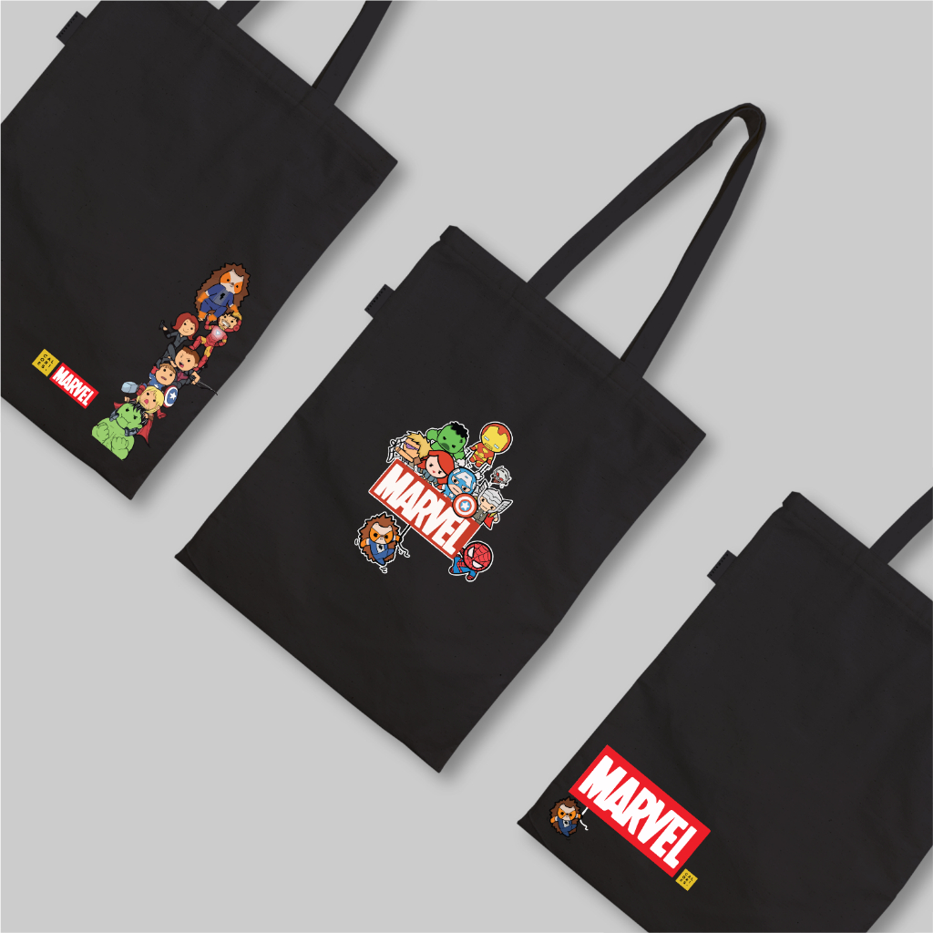 Calories Totebag hitam Marvel MARVEL avengers spiderman hulk drstrange ironman captain america thor 