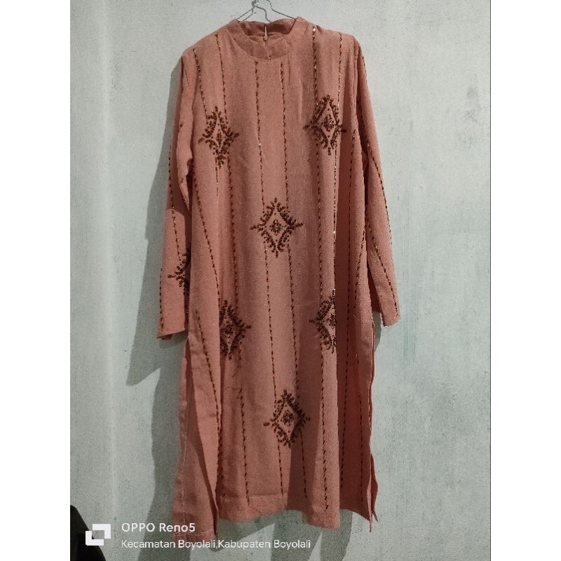 BAJU LENGAN PANJANG MANIK MANIK