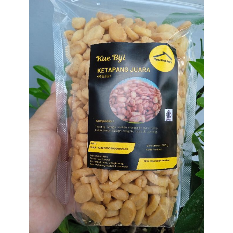 

CEMILAN BIJI KETAPANG KEJU DAN MANIS GURIH DAN RENYAH HOMADE