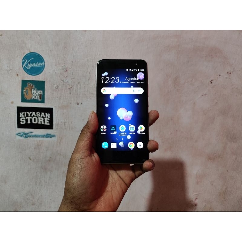 HTC U11 Ram 4GB Rom 64GB HP HTC U11 Murah Htc U11 Softbank