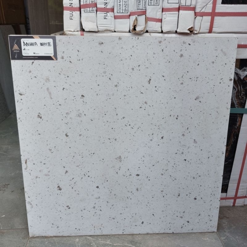 GRANIT ARNA 60X60 ANUVA WHITE