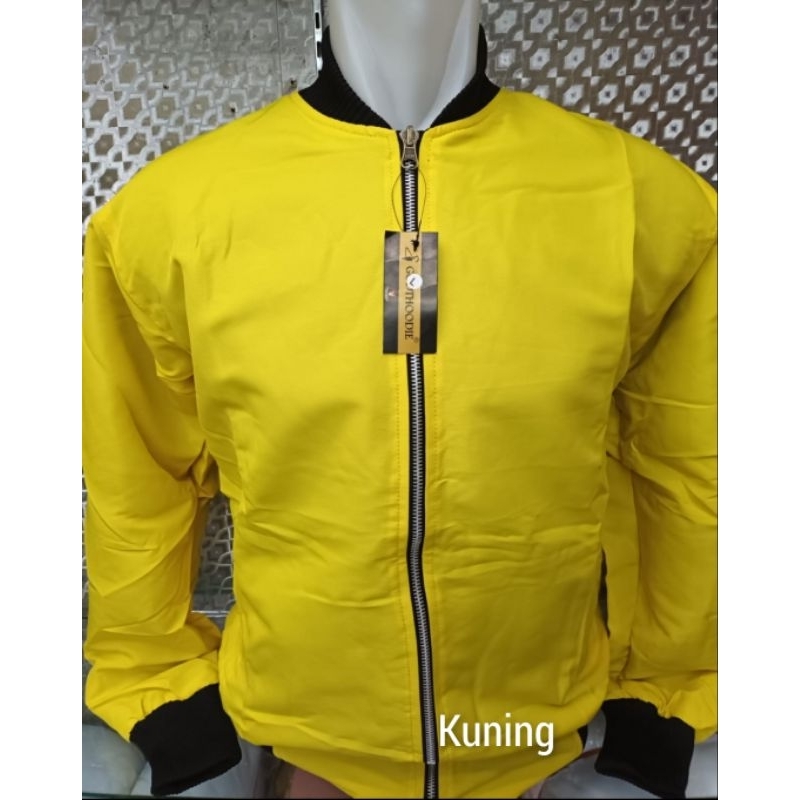 JAKET BOMBER /JAKET PRIA/JAKET ZIPPER/JAKET BOMBER PARASUT/JAKET SERAGAMAN/JAKET BOMBER COSTOM.