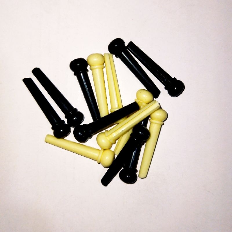 1 pcs kenip / tusukan senar untuk gitar akustik