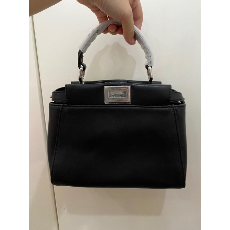 genuine leather bag no merk