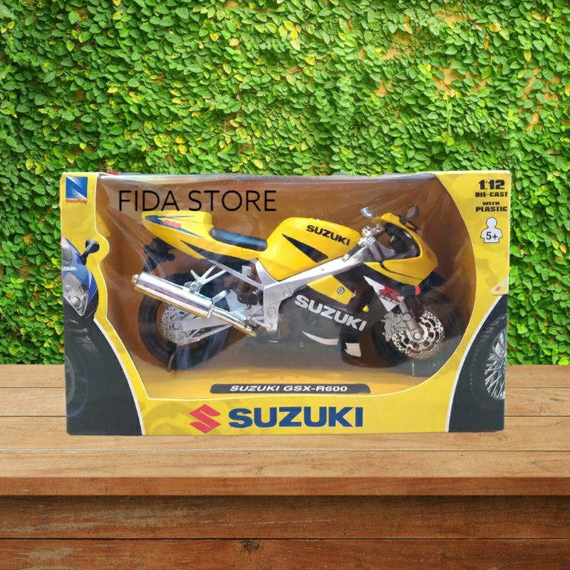 DIECAST MOTOR SUZUKI GSX-R600 SPORT
