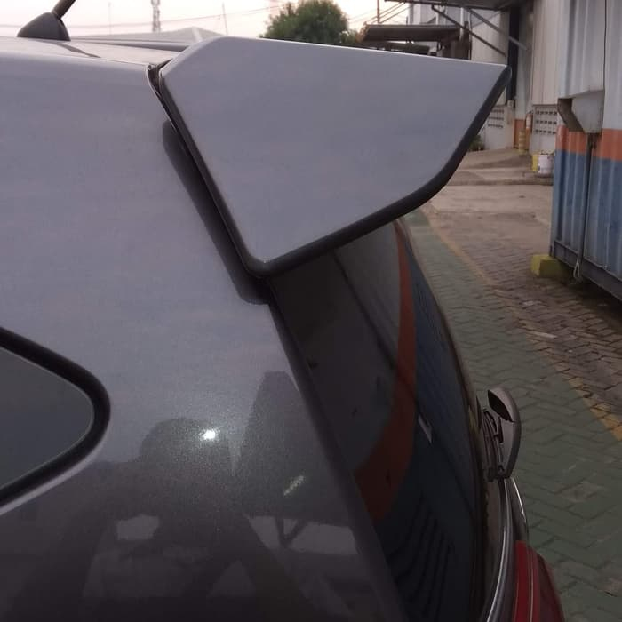 SPOILER TOPI BELAKANG MOBIL SIGRA WARNA BODY SUDAH TERMASUK LAMPU SPOILER - SPOILER MOBIL SIGRA BAHA