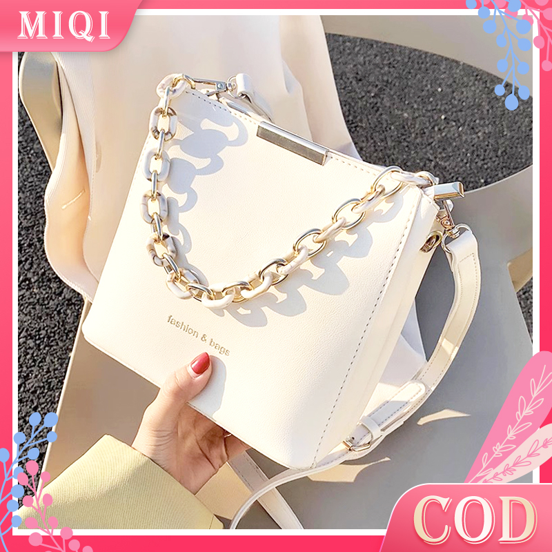 Tas Selempang Wanita Korea Style Import Totebag Shoulder Bag Putih Clutch Tas Rantai Murah 2023 Terb