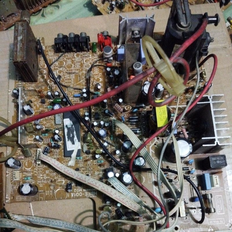 MESIN TV POLYTRON DIGITEC 21 in