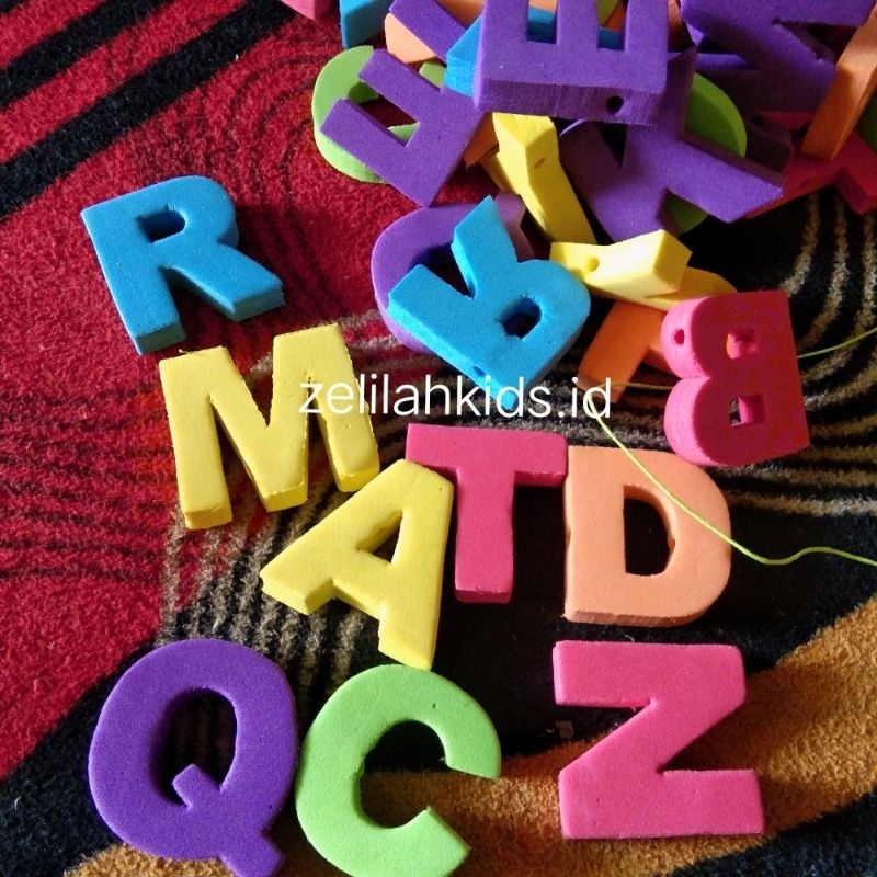 Meronce spon geometri,  angka dan huruf