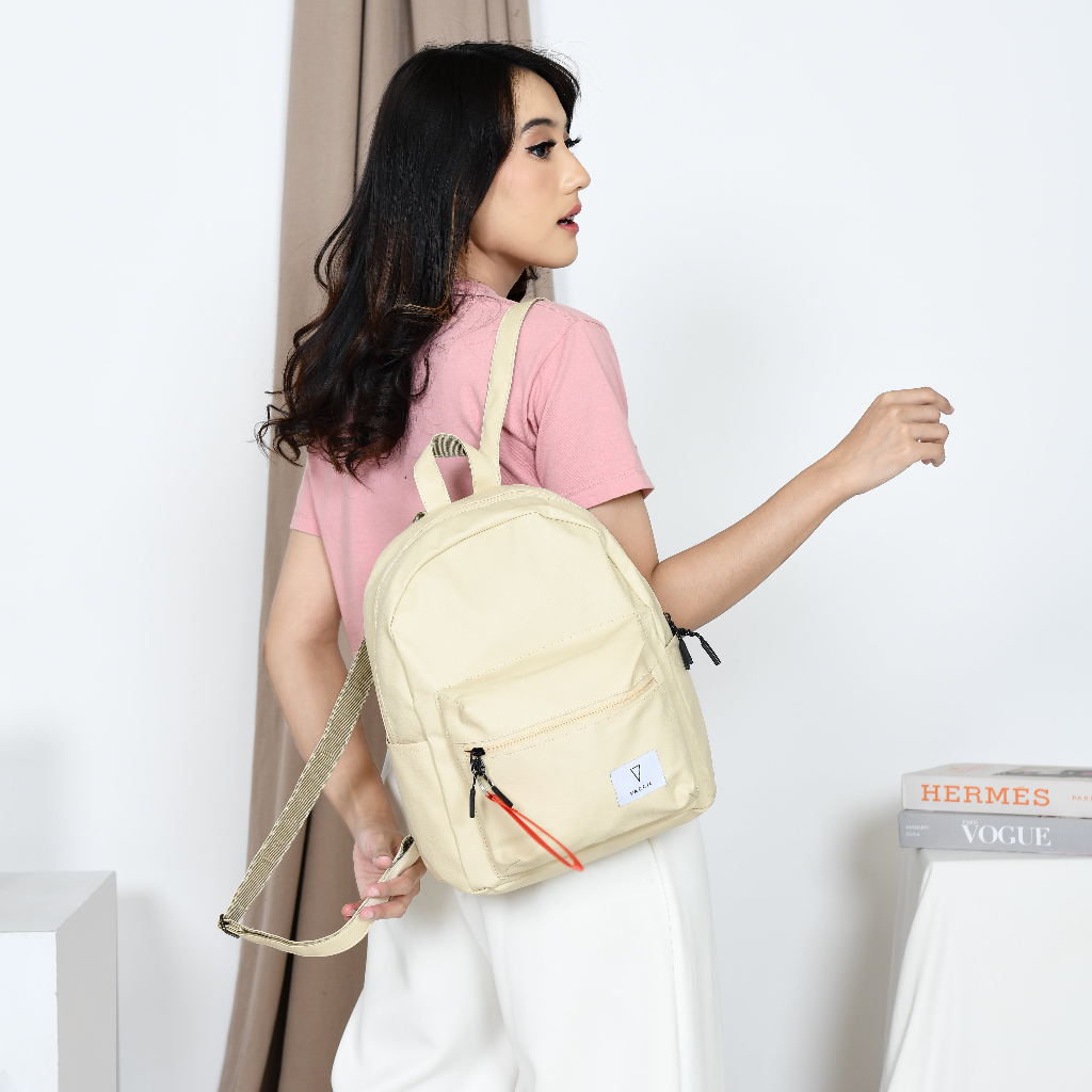 Tas Ransel Wanita Backpack Laptop Kuliah Kerja Kulit Sintetis