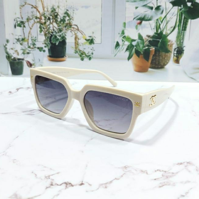 Kacamata Chanel Y19 Rio Glasses Fashion Wanita