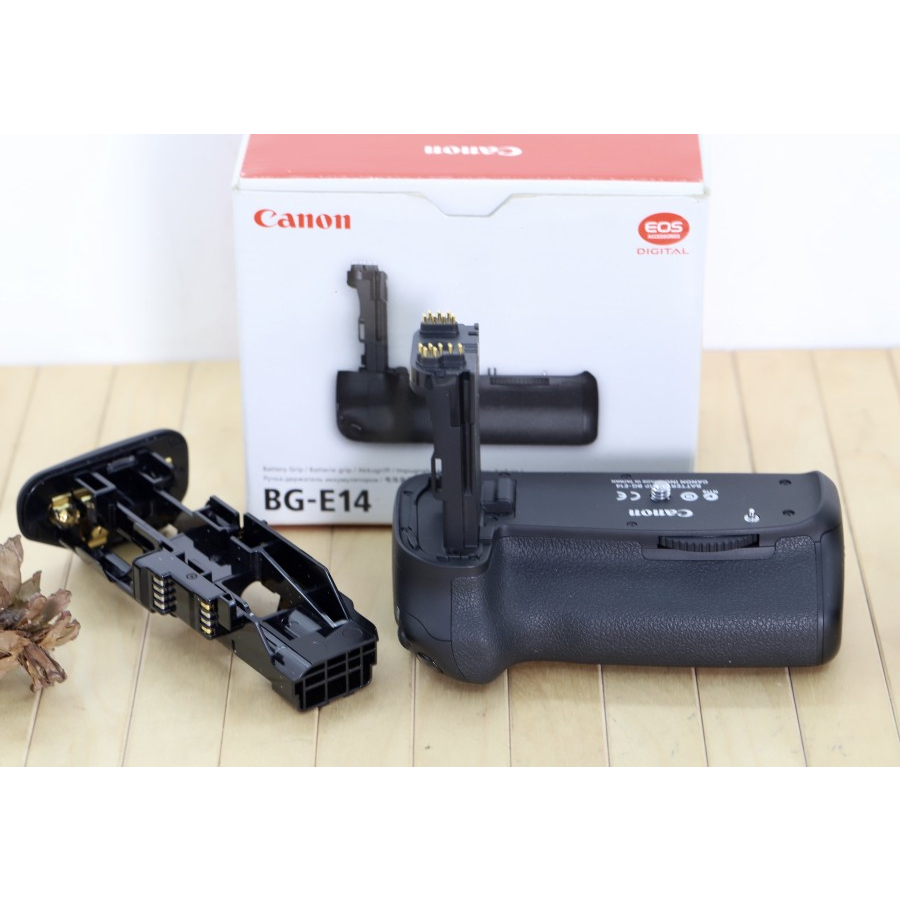 CANON BG-E14 battery grip ORIGINAL FULLSET FOR CANON EOS 80D