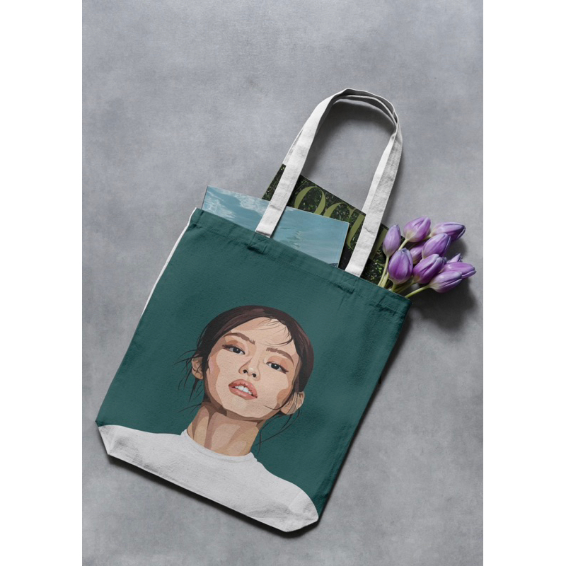 [SB] Tote Bag Kanvas Lukisan Jennie Blackpink Hijau Tua - Blackpink Merch Ukuran Medium Muat Laptop
