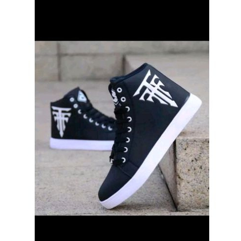 Sepatu Pria Terbaru 2023 | Sepatu Cowok Keren Gaya Korea | Sepatu Semi Boots