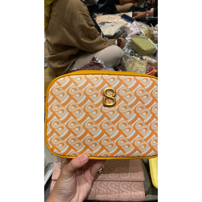 buttonscarves bimu crossbody bag