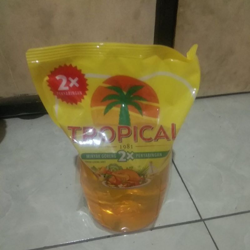 

minyak tropical 2lt