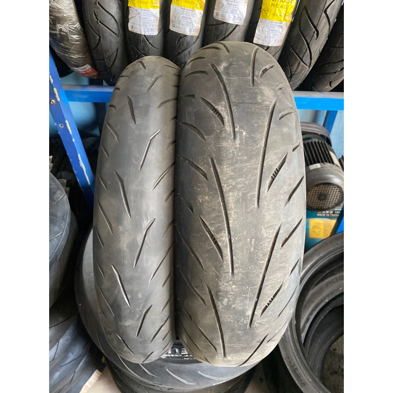 mitas 160/60 dan battlax s22 120/70 ( suntik dikit )