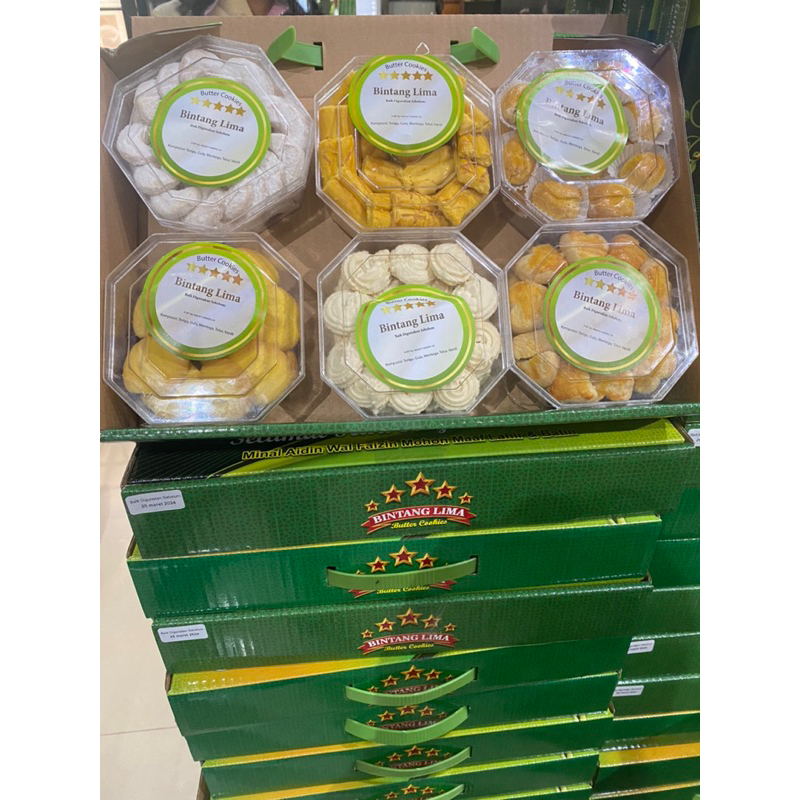 

Paket Kue Lebaran 6 Varian Rasa
