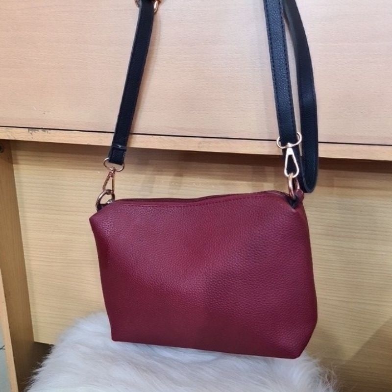 TAS MAROON INTERNATIONAL QUALITY PRELOVED