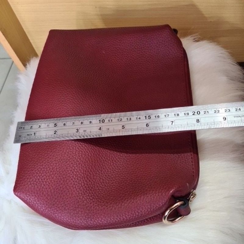 TAS MAROON INTERNATIONAL QUALITY PRELOVED