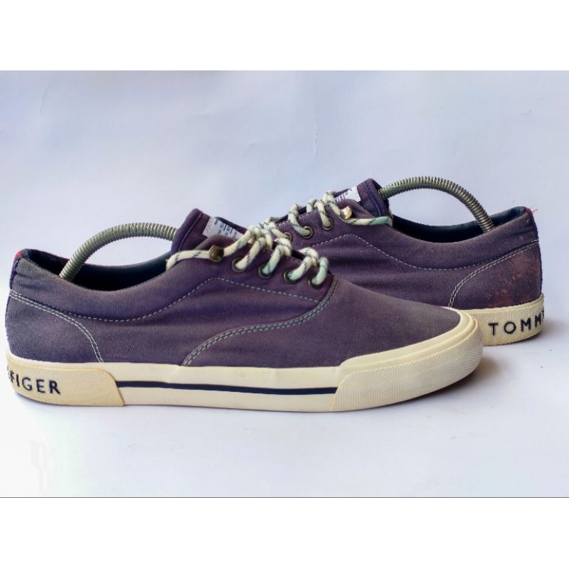 Sepatu Sneakers Tommy Hilfiger Canvas Blue Original (Preloved) (Second)