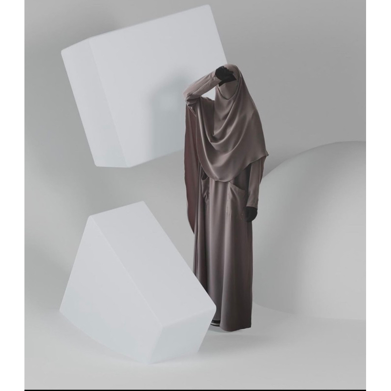 Preloved Laeeba Morel Aljenna size M