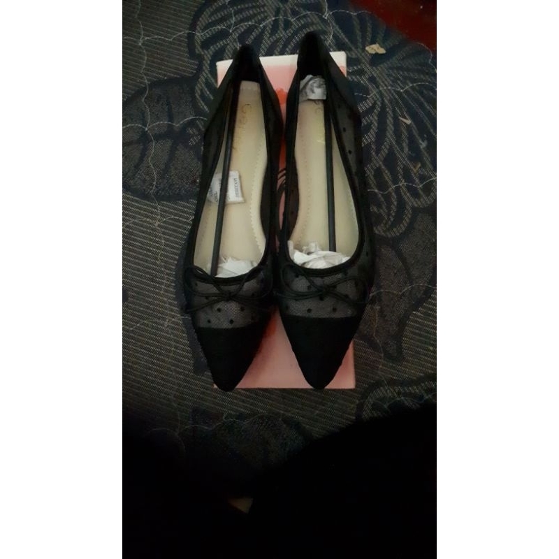 sepatu wanita genny