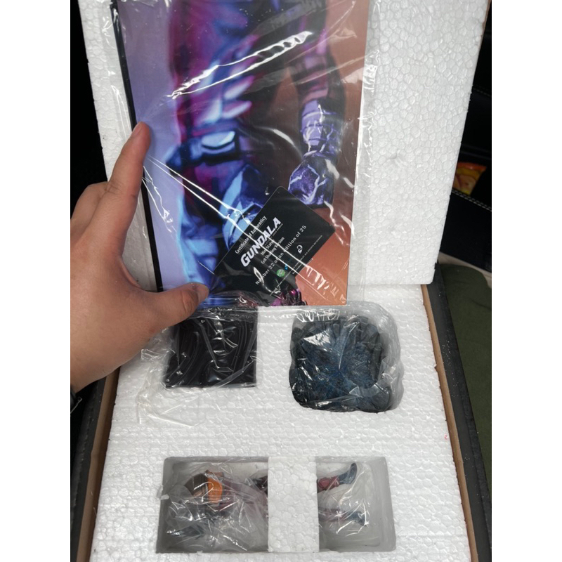 Gundala Mini figure versi Dolanan Keren