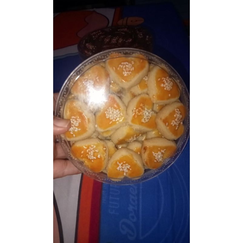 

KUE KACANG