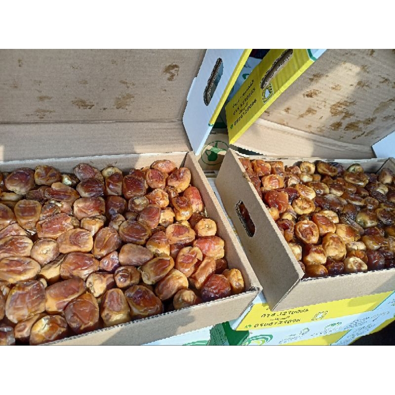 

kurma sukkari 3kg