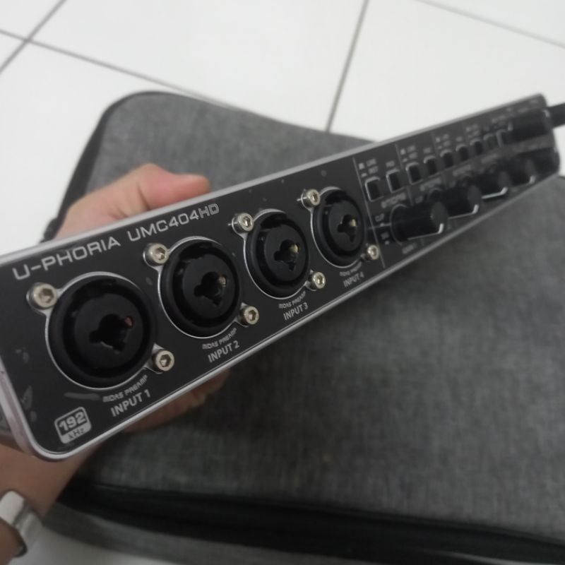 SOUNDCARD BEHRINGER UMC 404HD AUDIO INTERFACE RECORDING PAKET REKAMAN STUDIO ONE MIC CONDENSOR VIRTU