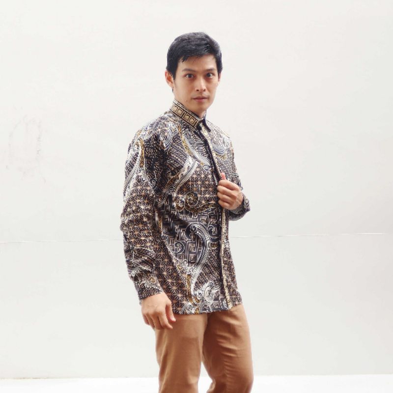 KEMEJA BATIK PRIA LENGAN PANJANG