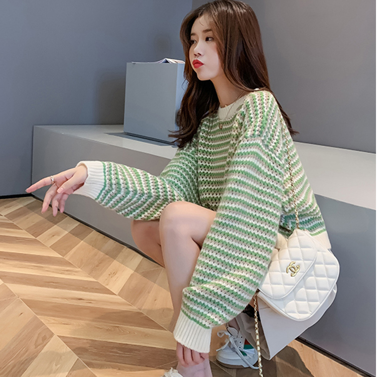 YIU YIU Rajut - Retro Sweater Crop Long Sleeve Import Stripes Baju Rajut Wanita Lengan Panjang