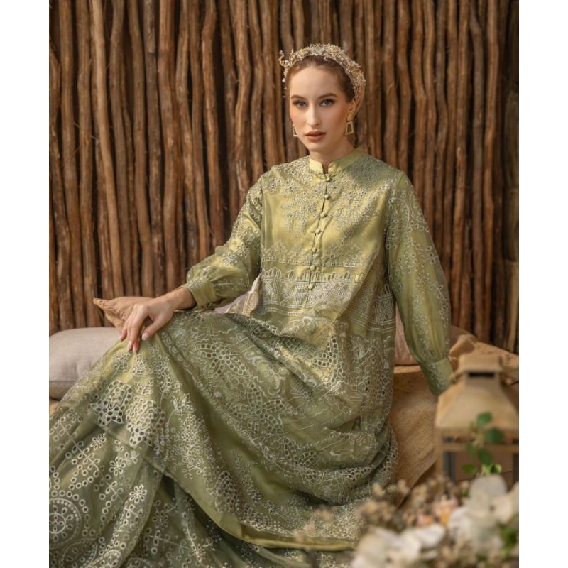 LIORA MIDI DRESS BY HEAVEN LIGHTS