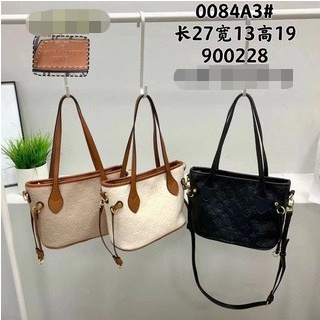 yoyobrand- tas selempang wanita import seri 0084A3 terbaru