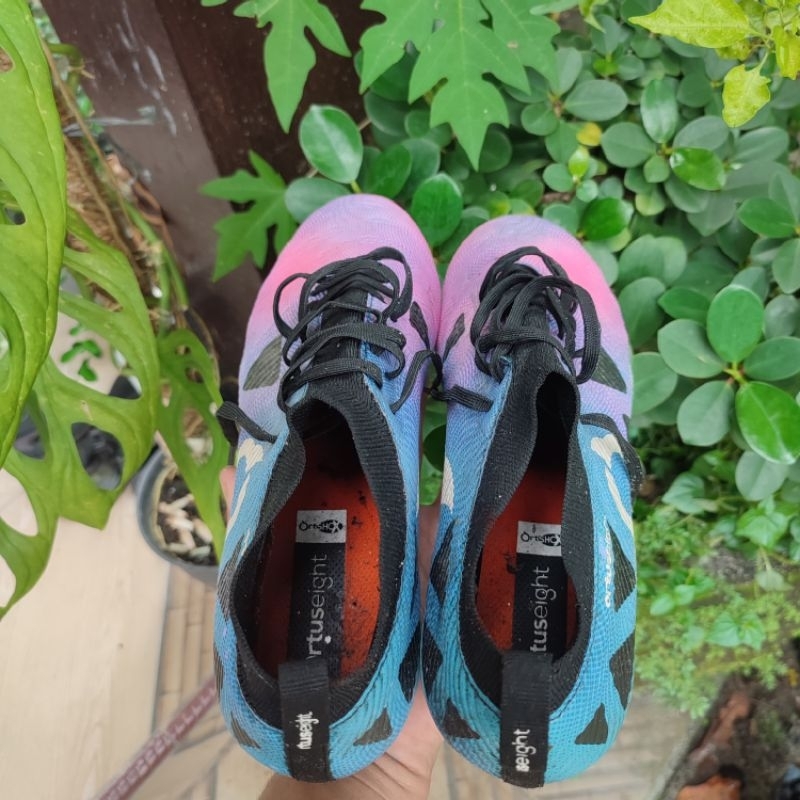 Sepatu Bola Ortuseight - Sepatu Bola second - Sepatu Bola murah - Sepatu Murah -  Sepatu Ortuseight
