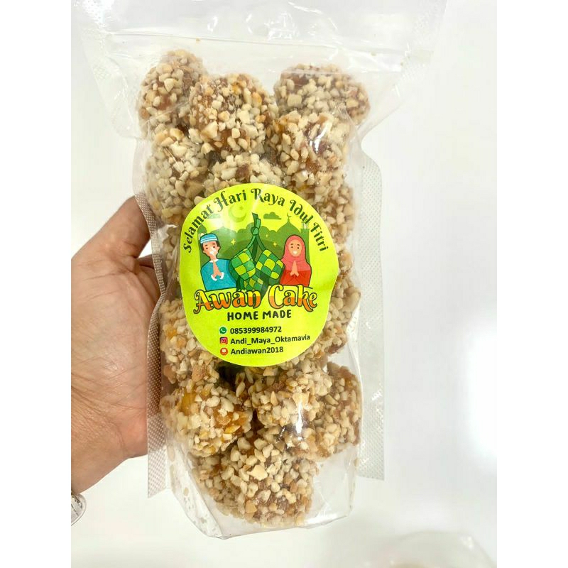 

KUE KERING KURMA KACANG KUALITAS PREMIUM