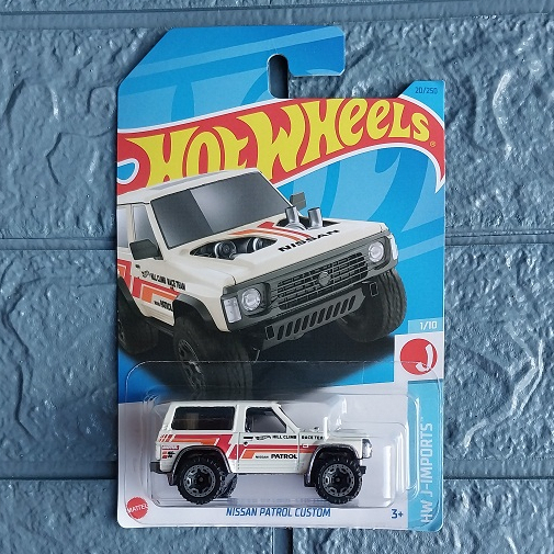 Hot Wheels Nissan Patrol Custom