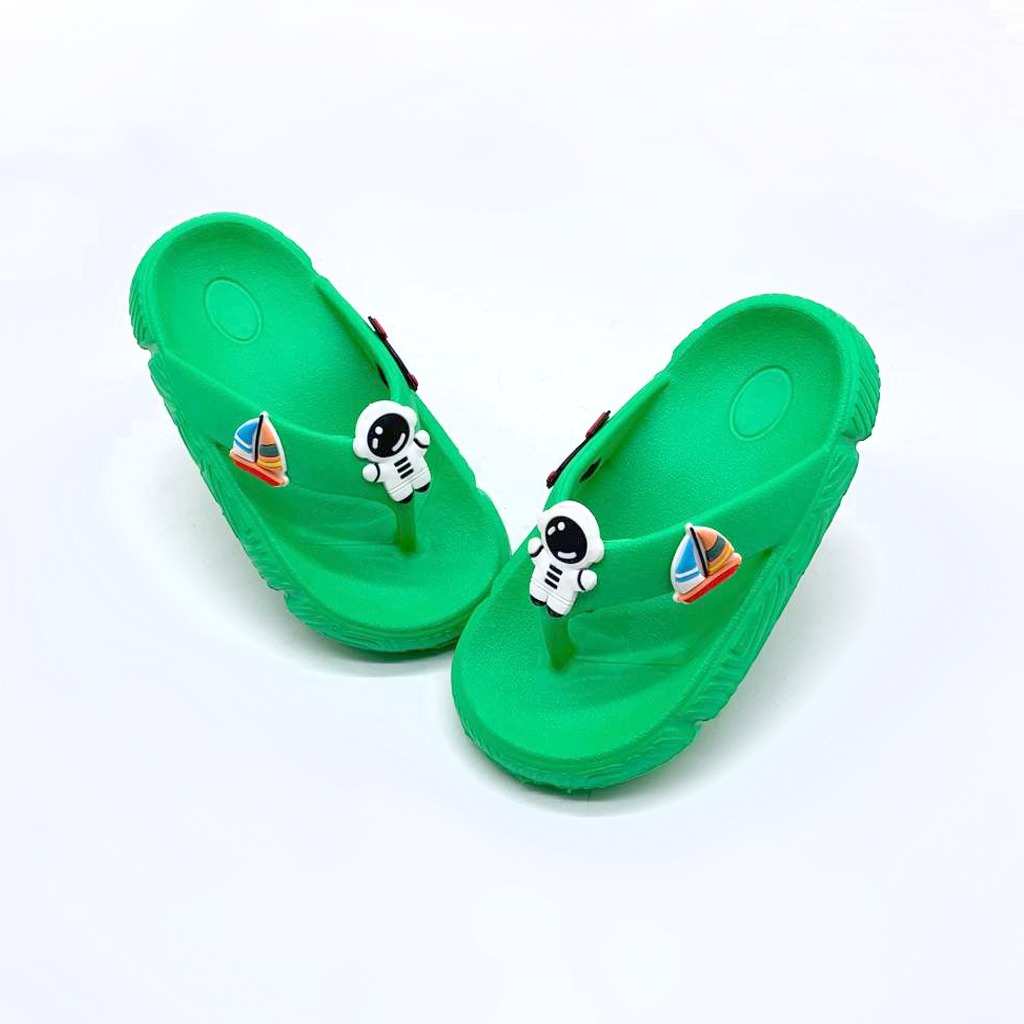 Sandal Jepit Anak Laki-Laki Bahan Karet Tidak Licin Ringan Kekinian Simple Terbaru Size 26-31