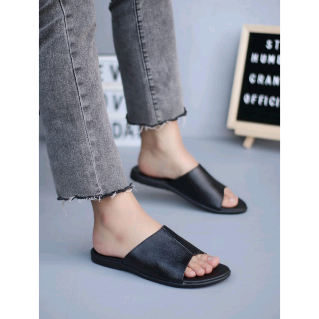 Sandal Kulit Wanita / Sendal Kulit Asli Garut TLW002  Sandal Wanita Teplek Selop BELEZA LIVIA Sendal
