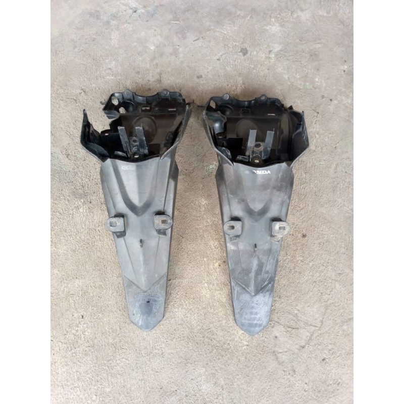 spakbor belakang beat karbu second ori