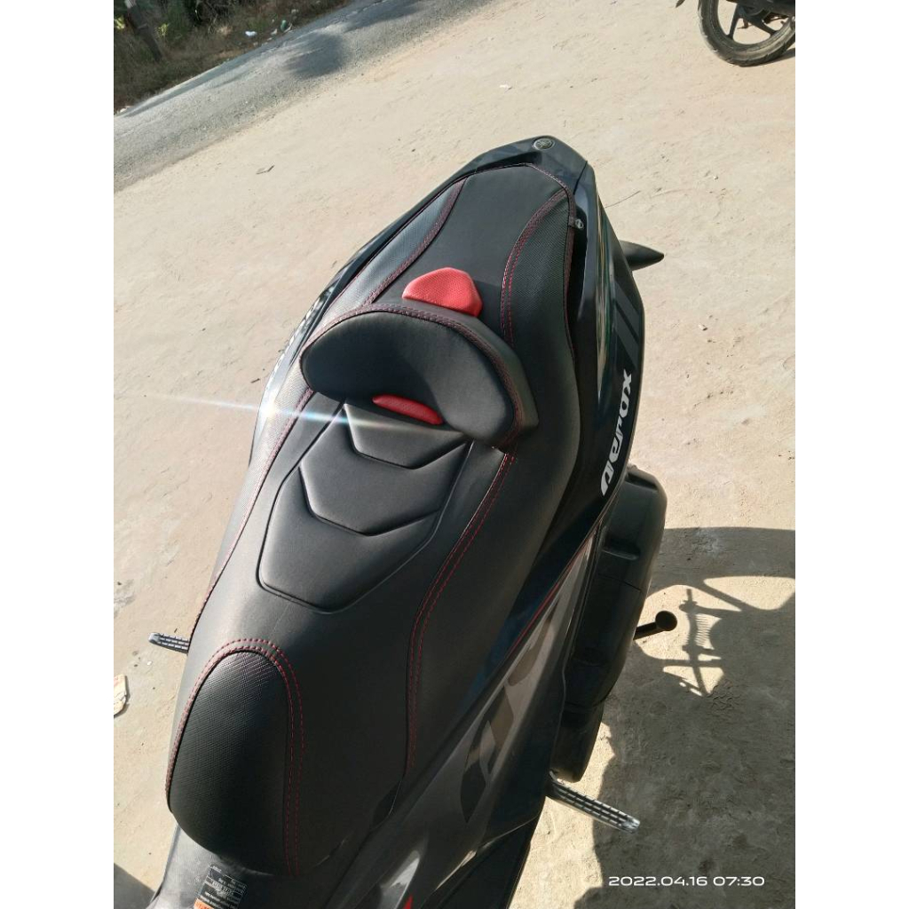 Jok Motor Nmax Old Model Eropa Bahan Zeus - Jok Custom Eropa Bahan Zeus Motor Nmax Old