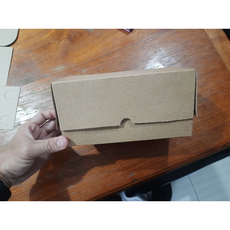 

dus roti tanpa laminasi ukuran 20 x 10 x 10