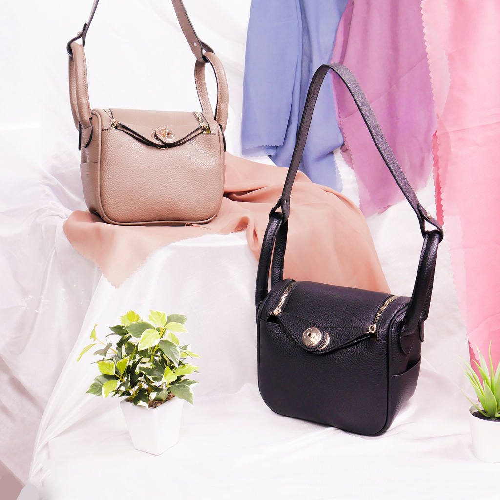 Bernxs Aluna Sling Bag / Tas Wanita Selempang