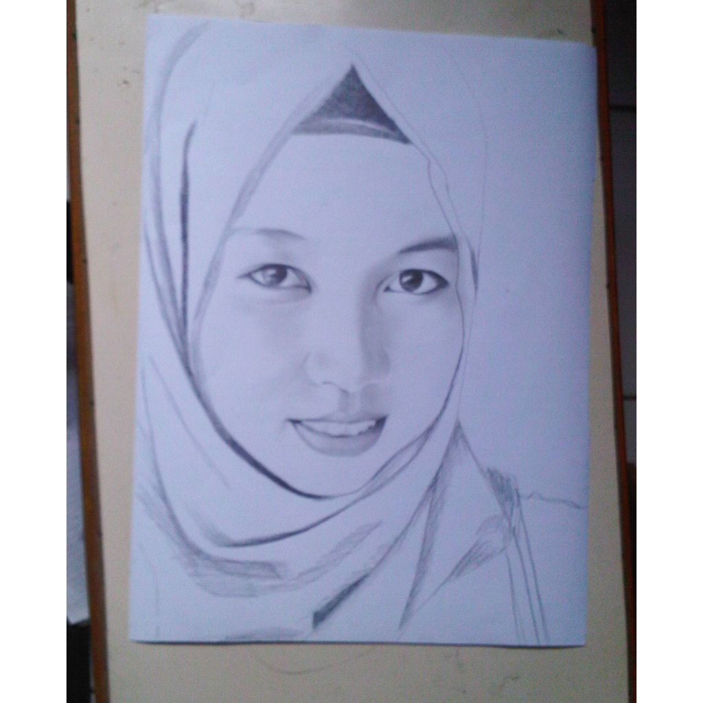 sketsa wajah pensil hitam putih / lukis wajah ukuran A4 tanpa bingkai / kado ultah
